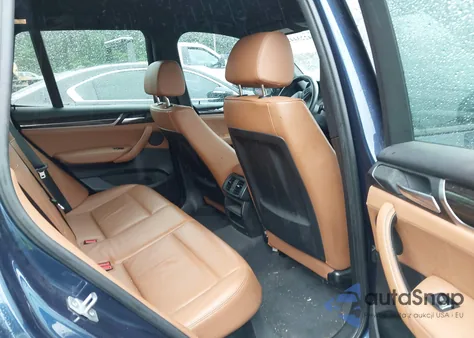 2015 BMW X3 xDrive28I z USA, uszkodzony, nr VIN 5UXWX9C58F0D51654